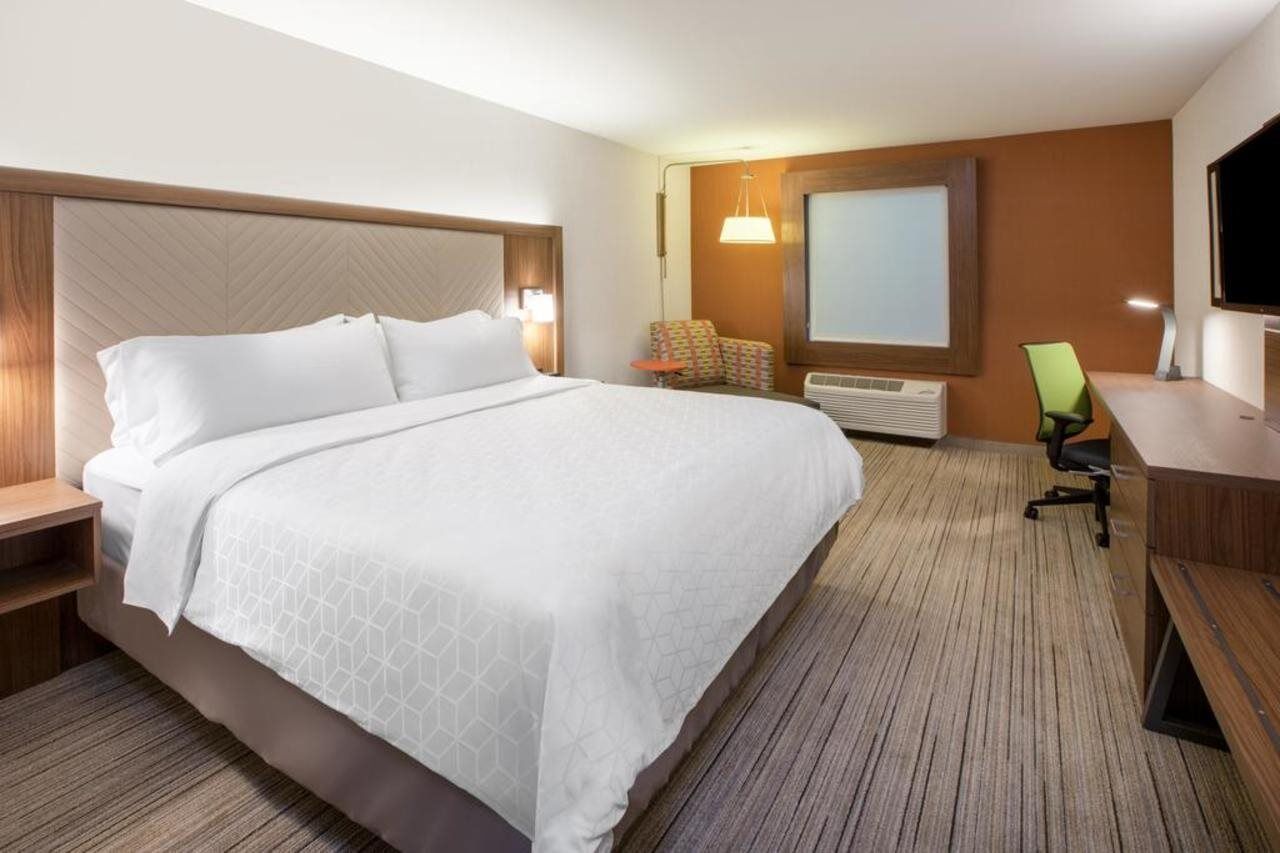 Holiday Inn Express & Suites - Hudson I-94 By Ihg Exterior photo